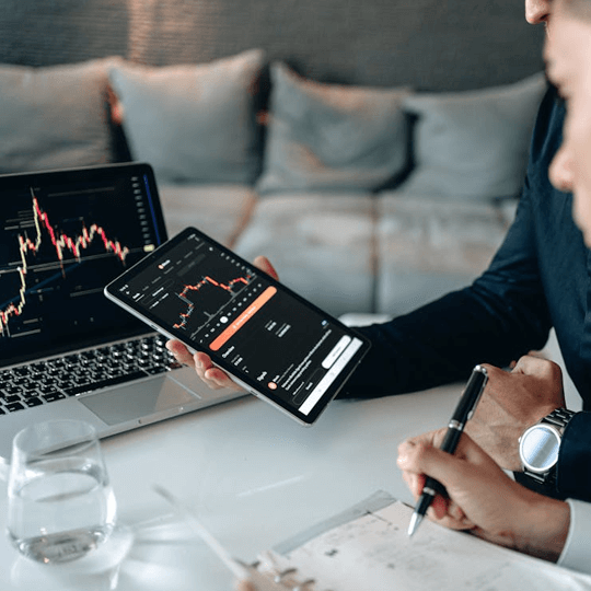 Iroxivor équipe d'experts en investissement cryptographique